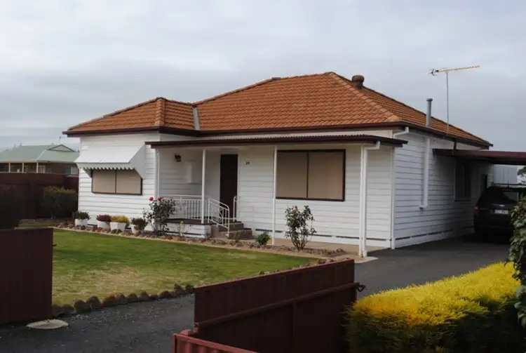 24 Grice Street, Carisbrook VIC 3464