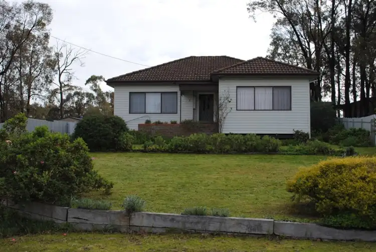 9 Hibbert Street, Maryborough VIC 3465