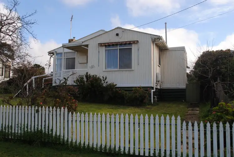 11 Cameron Street, Maryborough VIC 3465