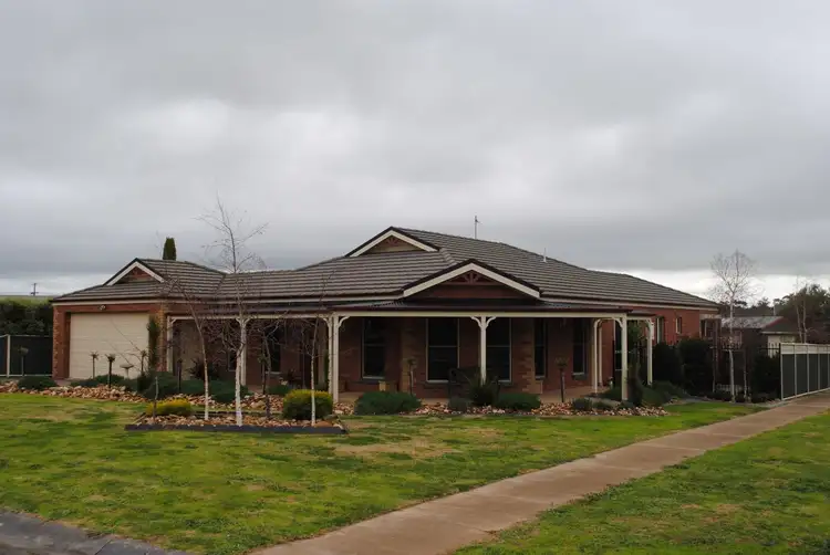 2 Luke Court, Maryborough VIC 3465