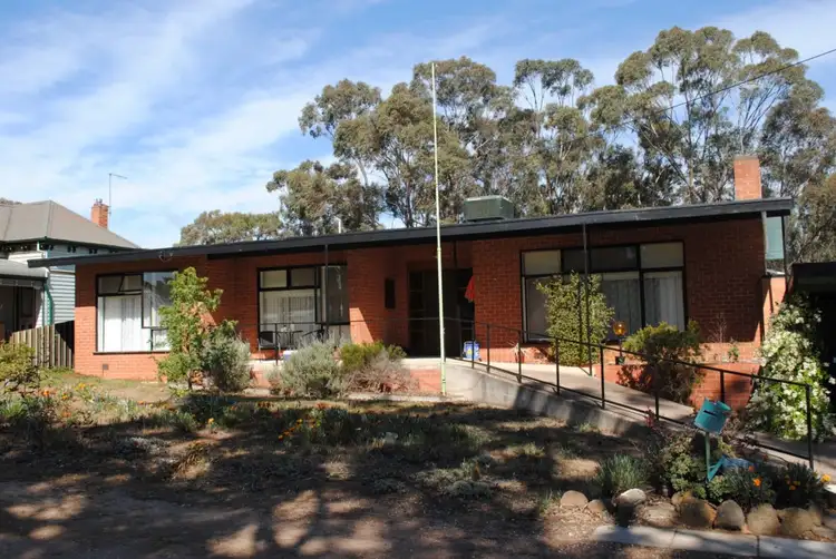 100 Majorca Road, Maryborough VIC 3465