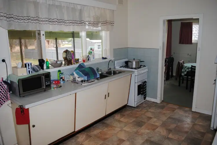 Seventh view of Homely house listing, 100 Majorca Road, Maryborough VIC 3465