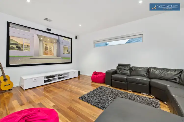 Fourth view of Homely house listing, 6 Sundowner Place, Sanctuary Lakes VIC 3030