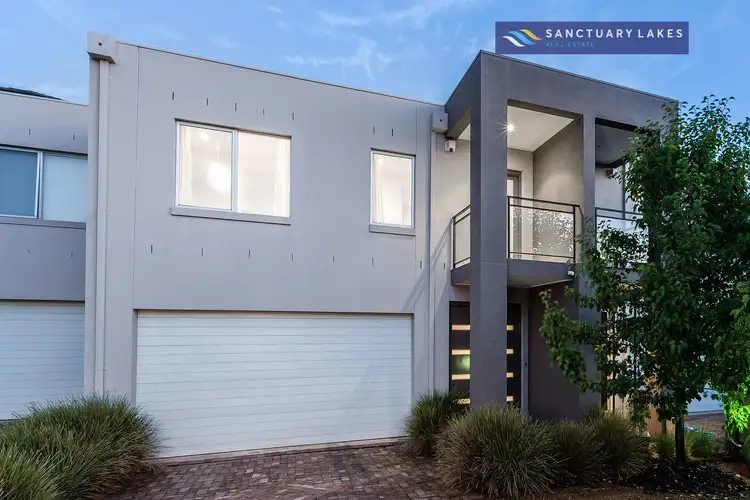 3/110 Sanctuary Lakes North Boulevard, Sanctuary Lakes VIC 3030
