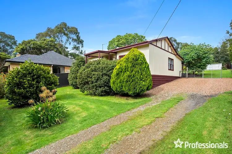 84 Fernhill Road, Mount Evelyn VIC 3796