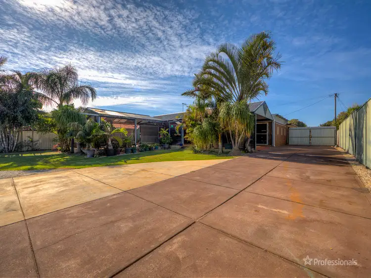 14 Jeanhulley Road, High Wycombe WA 6057