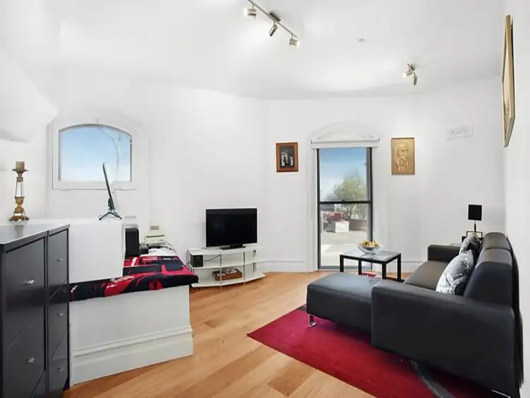 Third view of Homely apartment listing, 2/4 Anderson Street, West Melbourne VIC 3003
