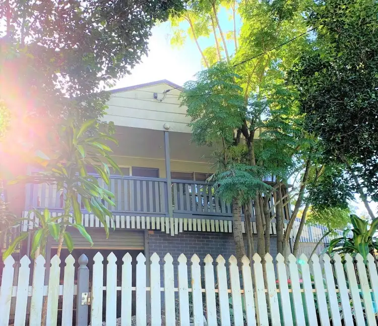 5 Nectar Street, Lamb Island QLD 4184
