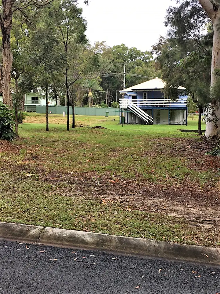 4 Kooberry Street, Macleay Island QLD 4184