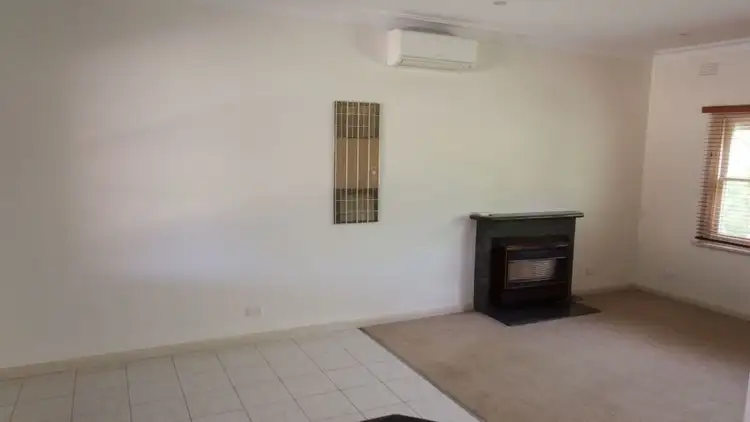 Fifth view of Homely house listing, 2 Gloucester Crescent, Shepparton VIC 3630