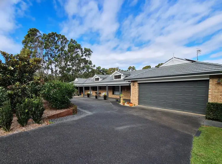 18 Panorama Crescent, Forster NSW 2428