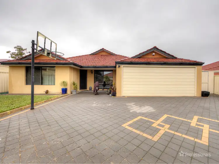 Third view of Homely house listing, 20 Mica Mews, Wattle Grove WA 6107
