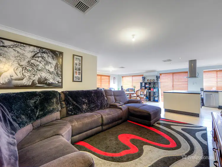 Fifth view of Homely house listing, 20 Mica Mews, Wattle Grove WA 6107