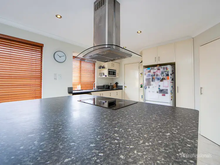 Sixth view of Homely house listing, 20 Mica Mews, Wattle Grove WA 6107