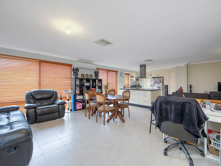 Seventh view of Homely house listing, 20 Mica Mews, Wattle Grove WA 6107