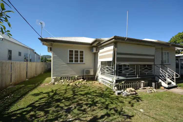 278 Pine Street, Berserker QLD 4701