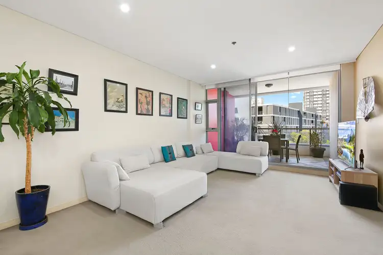 422/2 Lachlan Street, Waterloo NSW 2017