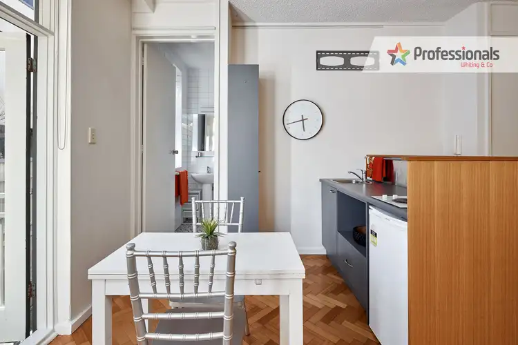 Sixth view of Homely studio listing, 11/92 Grey Street, St Kilda VIC 3182