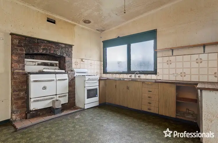 Fifth view of Homely house listing, 140 Monbulk Road, Mount Evelyn VIC 3796