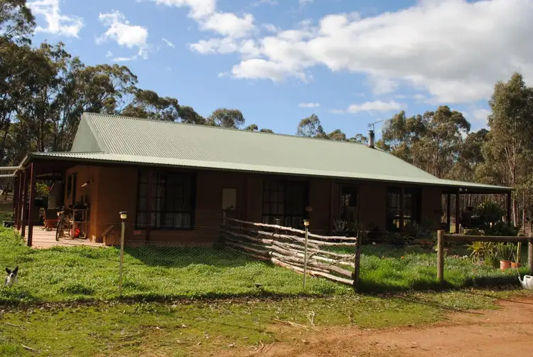 285 Longs Road, Maryborough VIC 3465