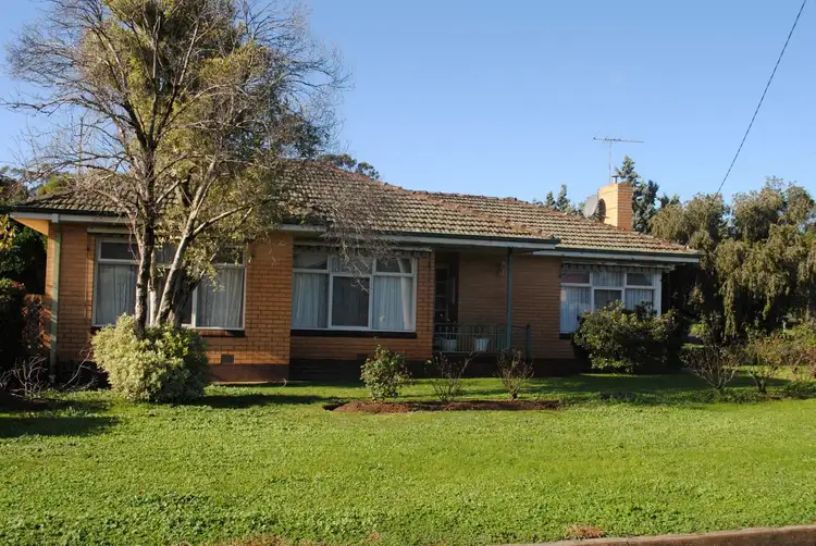 Seventh view of Homely house listing, 2 Jean Street, Maryborough VIC 3465
