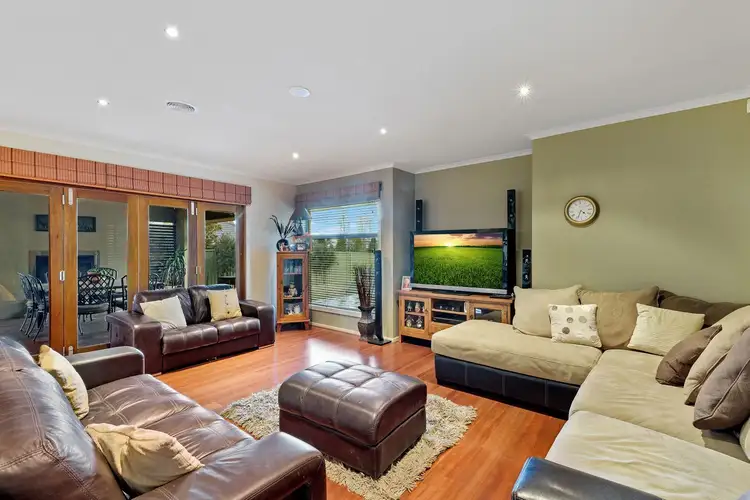 Second view of Homely house listing, 17 Duncan Court, Junortoun VIC 3551