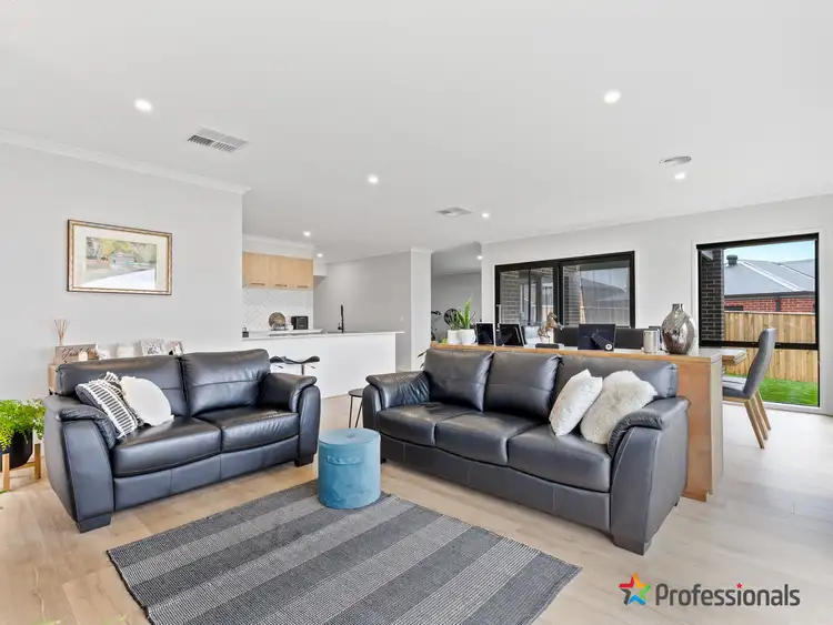 Second view of Homely house listing, 3 Hillview Road, Brown Hill VIC 3350
