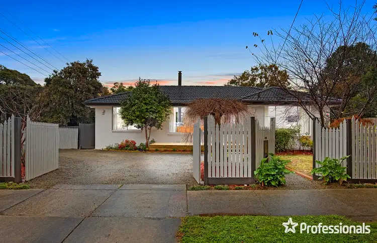 2 Elsie Grove, Mount Evelyn VIC 3796