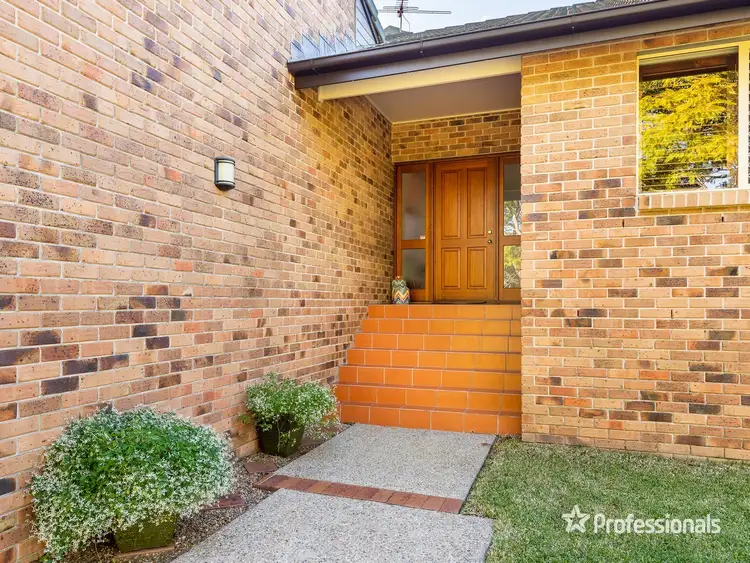 15 Cannow Street, Ferny Grove QLD 4055