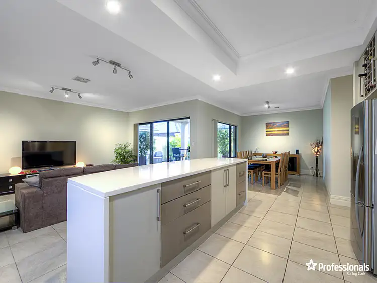 Sixth view of Homely house listing, 48 Lenihan Corner, Wattle Grove WA 6107