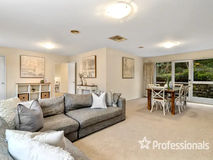 Sixth view of Homely house listing, 10 Greenwood Lane, Mooroolbark VIC 3138