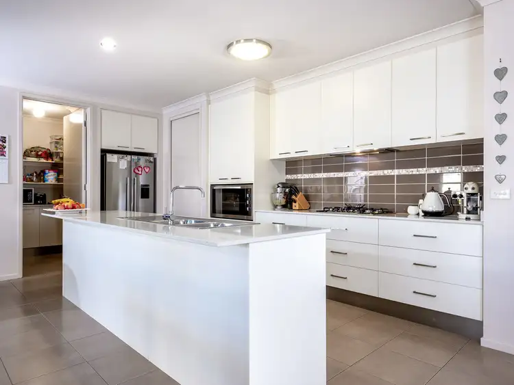Fifth view of Homely house listing, 18 Bentleigh Street, Shepparton VIC 3630