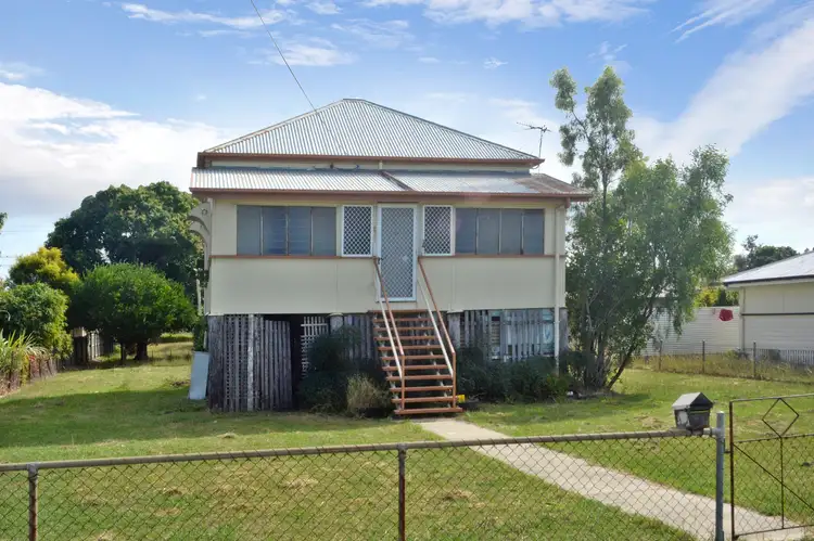 62 Main Street, Park Avenue QLD 4701