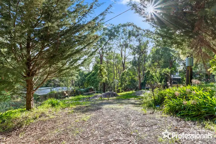 23 Currajong Avenue, Mount Evelyn VIC 3796