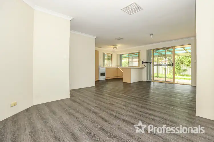 8 Bree Close, Atwell WA 6164