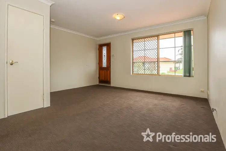 Fifth view of Homely house listing, 8 Bree Close, Atwell WA 6164