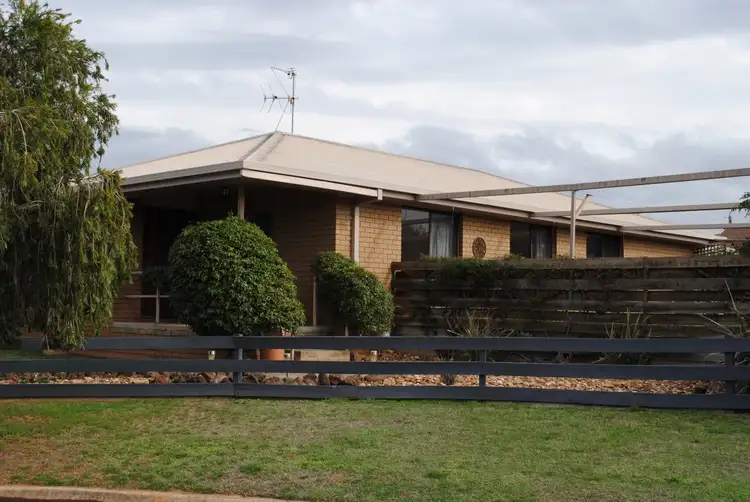 9 Barry Street, Maryborough VIC 3465