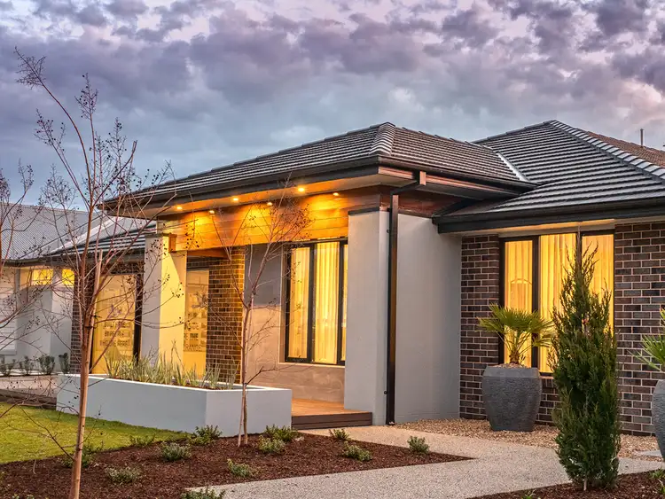 Main view of Homely house listing, 10 Lorikeet Street, Seven Creeks Estate, Kialla VIC 3631