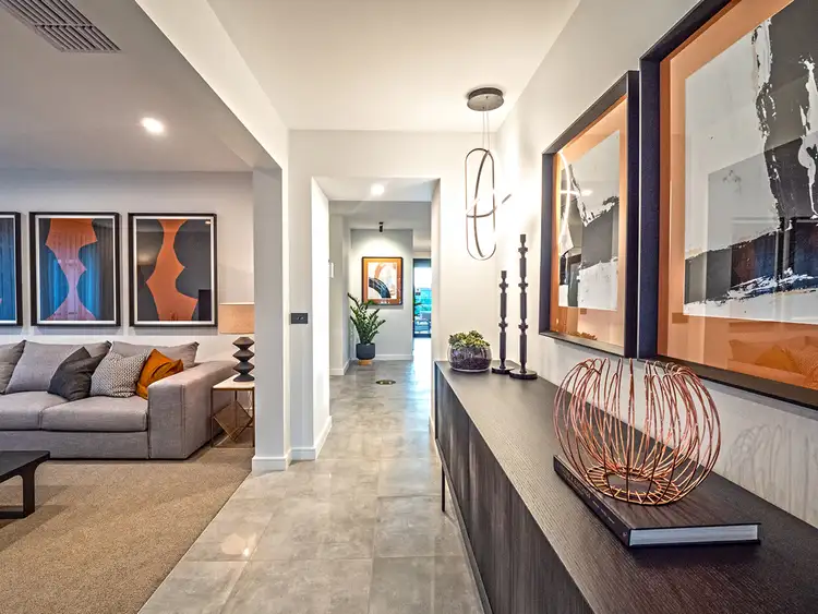 Third view of Homely house listing, 10 Lorikeet Street, Seven Creeks Estate, Kialla VIC 3631