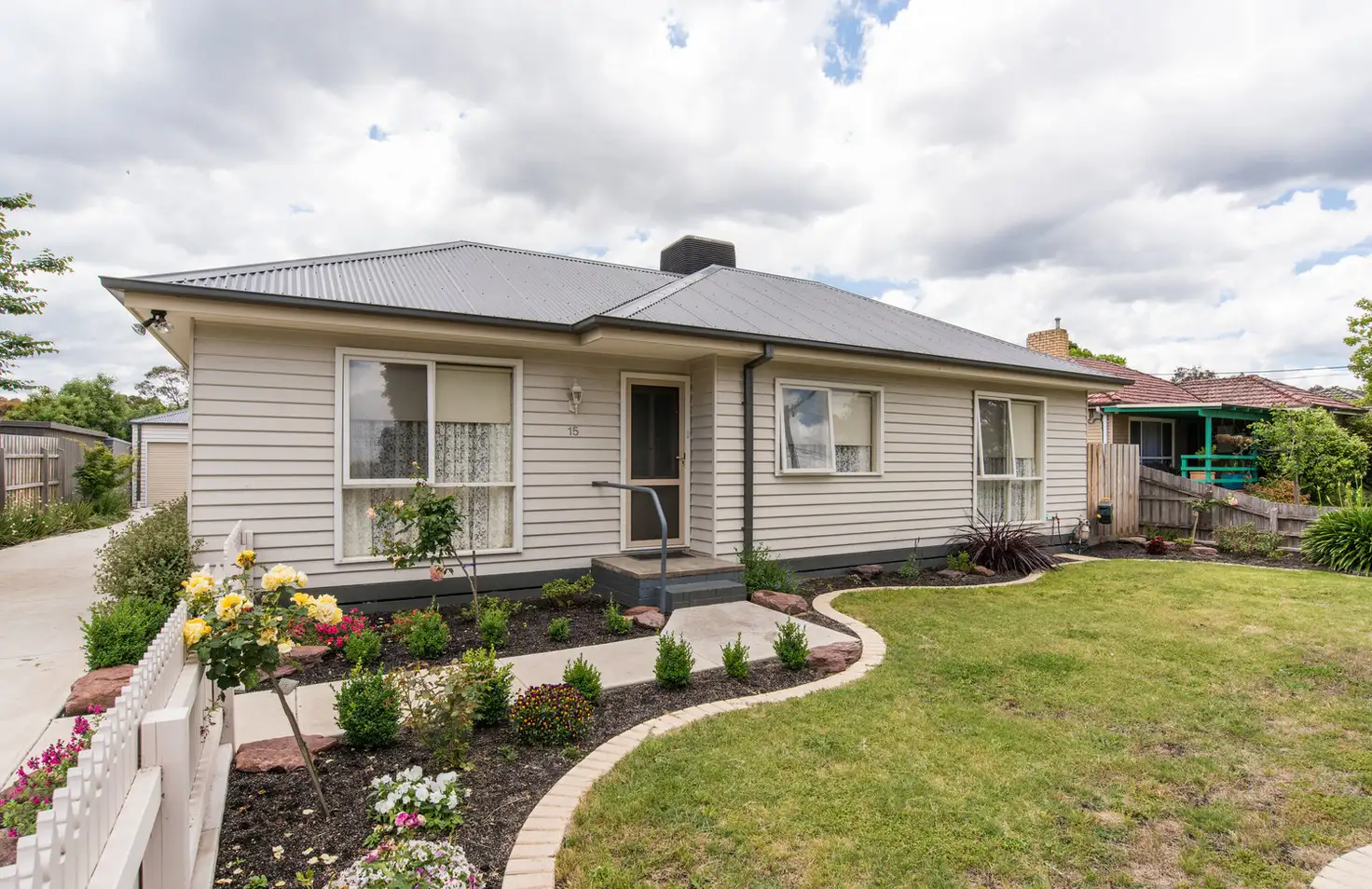 Main view of Homely unit listing, 15 Lena Grove, Kilsyth VIC 3137