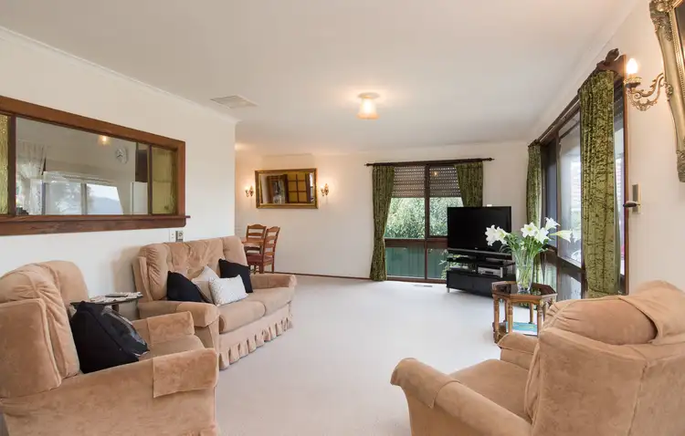 Fourth view of Homely house listing, 25 Autumn Grove, Mooroolbark VIC 3138