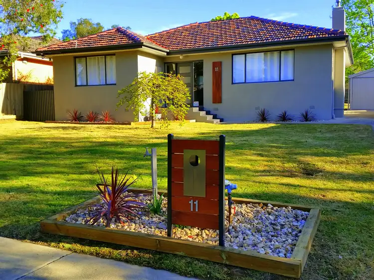 1/11 Binbrook Drive, Croydon VIC 3136