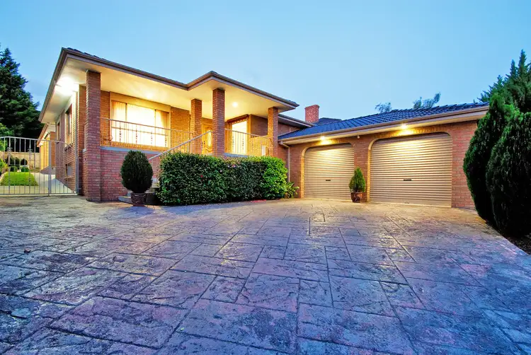 11 Mitchell Court, Croydon North VIC 3136