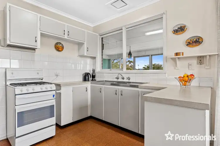 Second view of Homely house listing, 5 Krowera Street, Mooroolbark VIC 3138