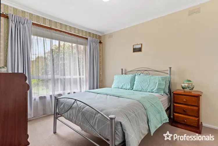 Sixth view of Homely house listing, 5 Krowera Street, Mooroolbark VIC 3138