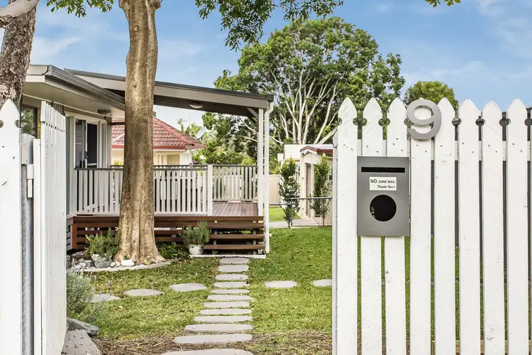 9 Kenbarry Street, Brighton QLD 4017