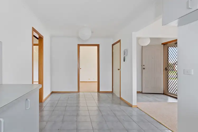 Sixth view of Homely unit listing, 1/27 Roseberry Avenue, Keilor Downs VIC 3038