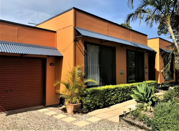 7 Leanne Street, Macleay Island QLD 4184