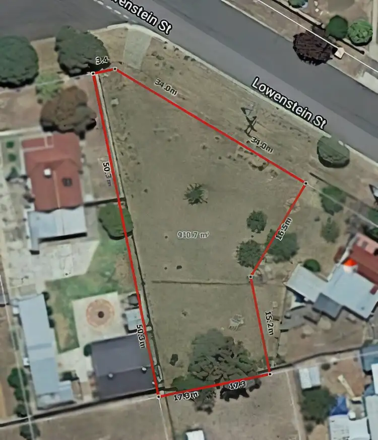 8 Lowenstein Street, Maryborough VIC 3465