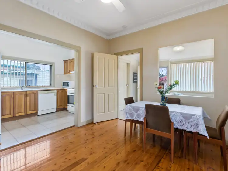 Fourth view of Homely villa listing, 1/5 Berkeley Road, Gwynneville NSW 2500